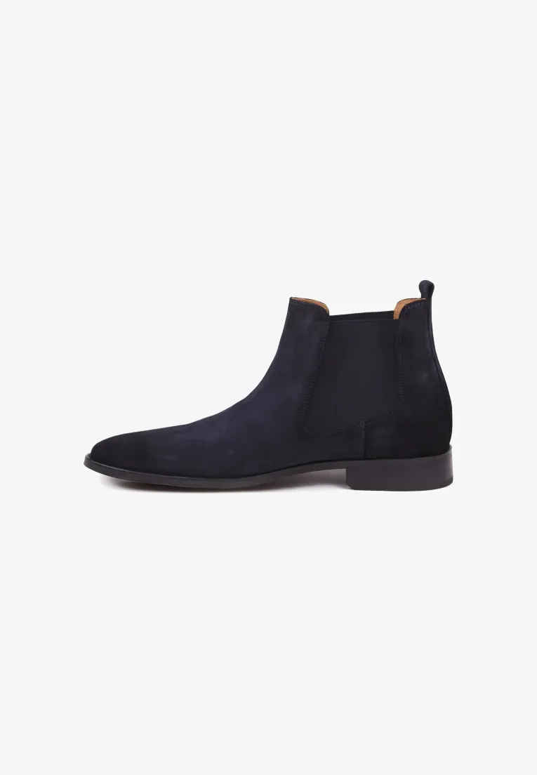 Leather Chelsea Boots