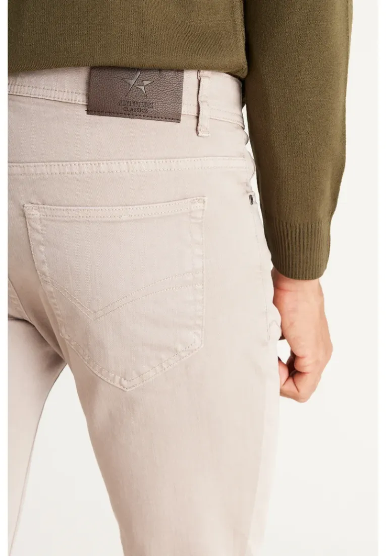 Classic Straight-Leg Jeans