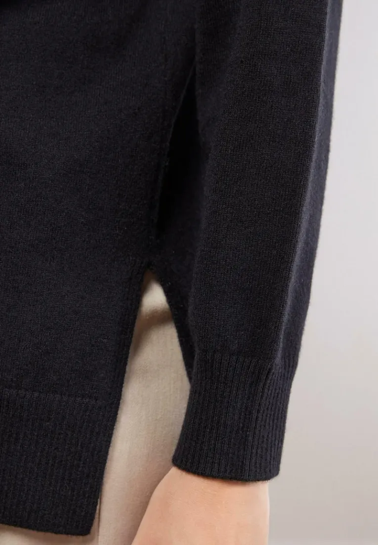 V-Neck Cashmere Sweater